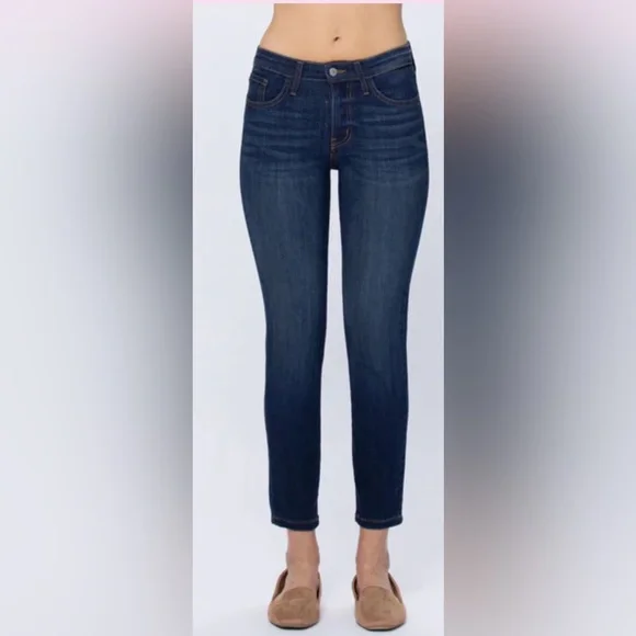 Judy Blue Women's High-Rise Skinny Jeans | Hand-Sanded Detail, Stretch Denim (Dark Wash)